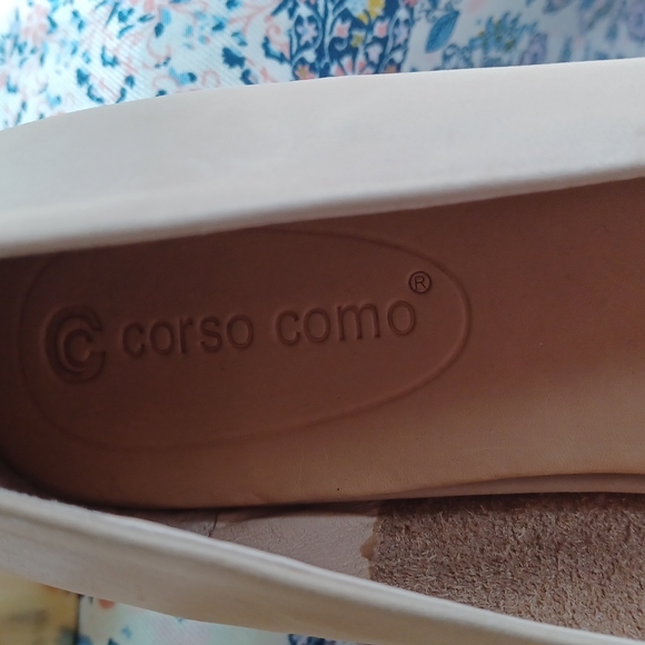 NWOB WOMENS LEATHER SHOES - Picture 3 of 6